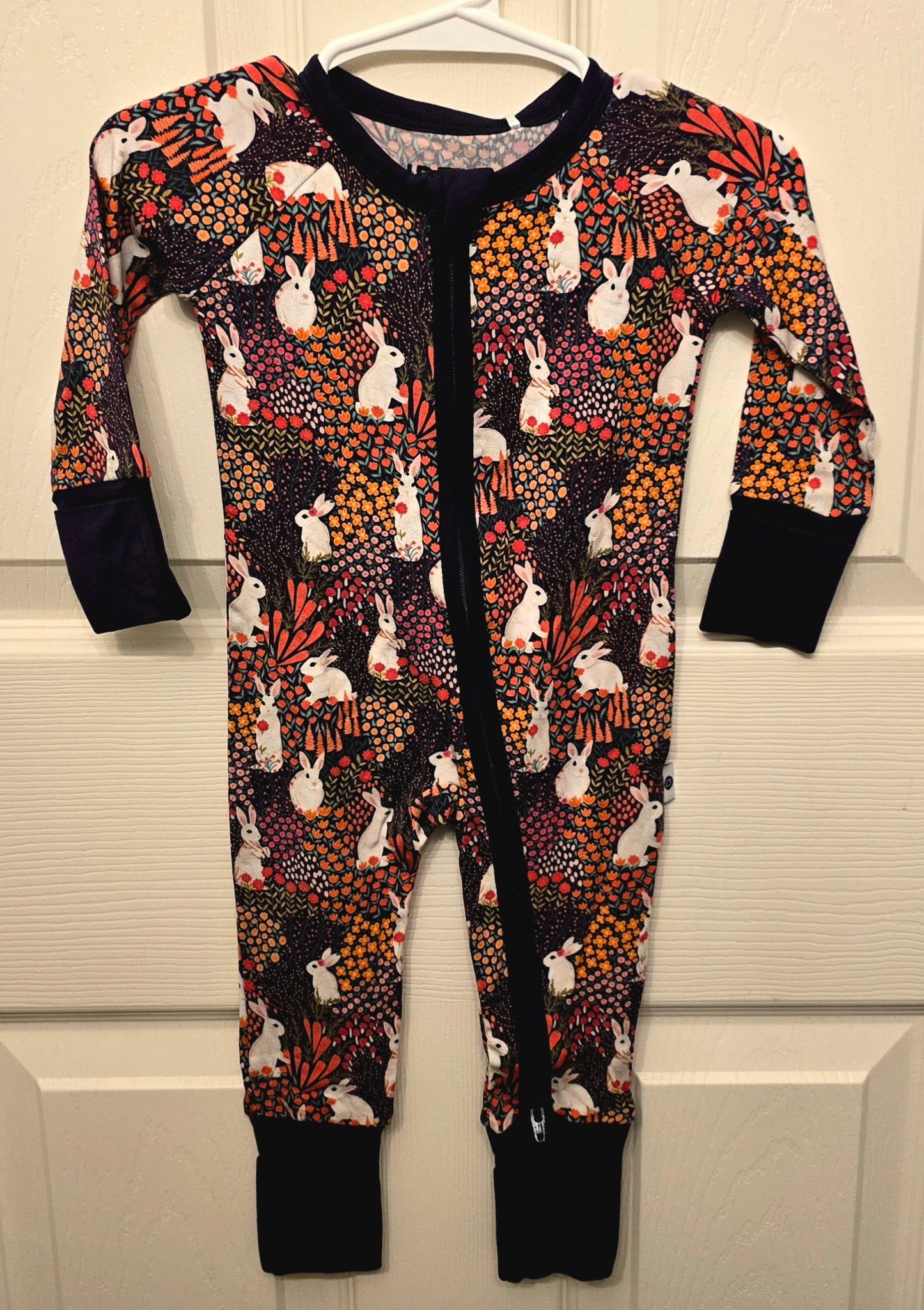 Wildwoven Floral Bunnies Zippy