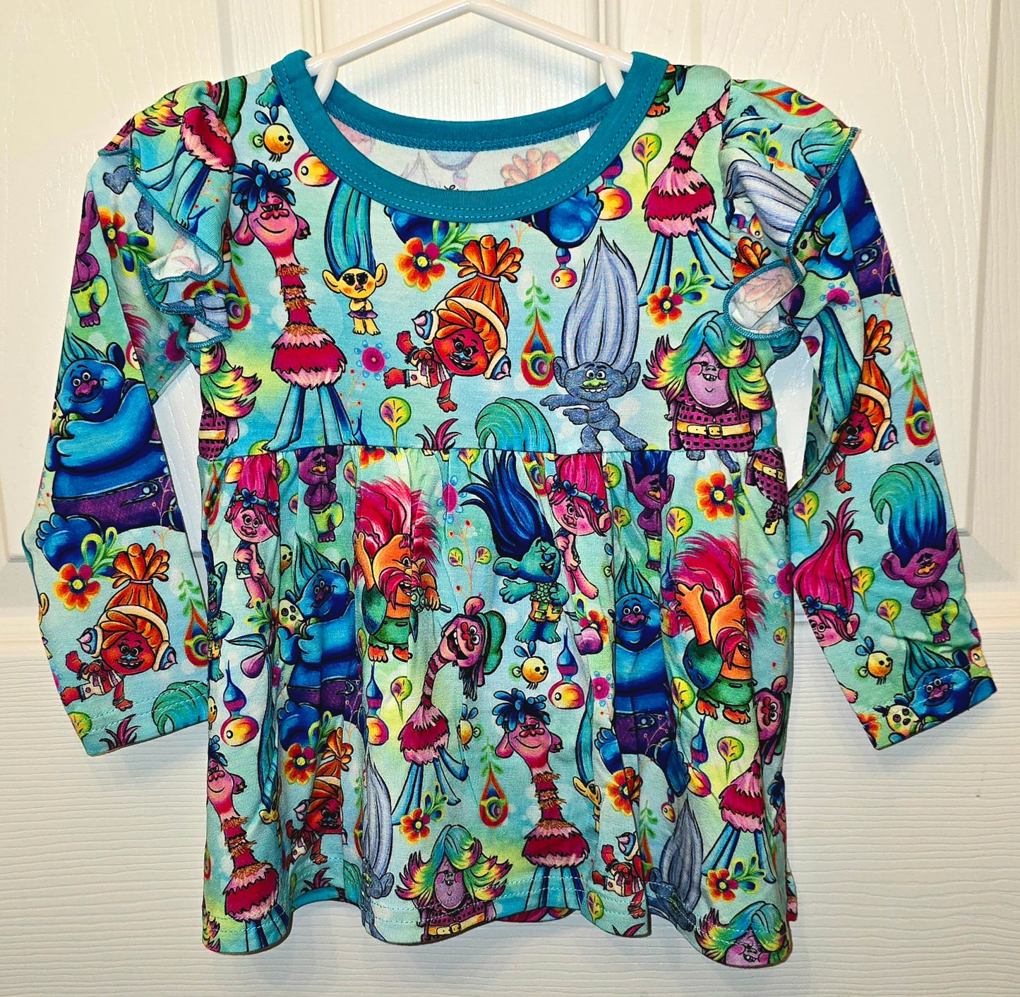 Showstoppers Trolls Long Sleeve Peplum Top and Leggings Set